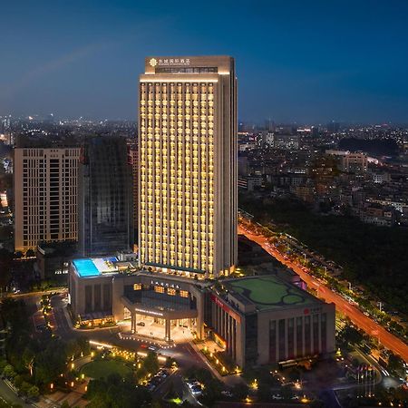 Dongguan Dongcheng International Hotel - Free Shuttle Buses For Executive Room Guests During Canton Fair Dış mekan fotoğraf