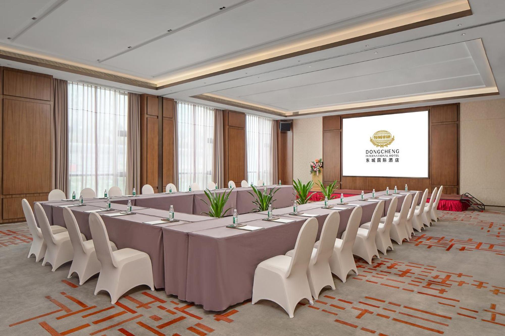 Dongguan Dongcheng International Hotel - Free Shuttle Buses For Executive Room Guests During Canton Fair Dış mekan fotoğraf