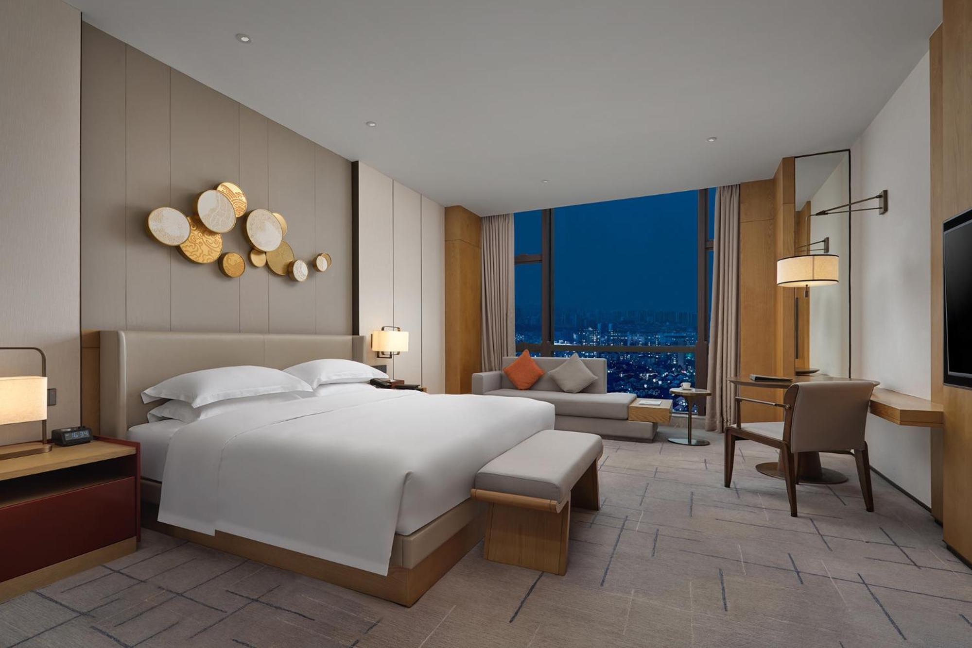 Dongguan Dongcheng International Hotel - Free Shuttle Buses For Executive Room Guests During Canton Fair Dış mekan fotoğraf