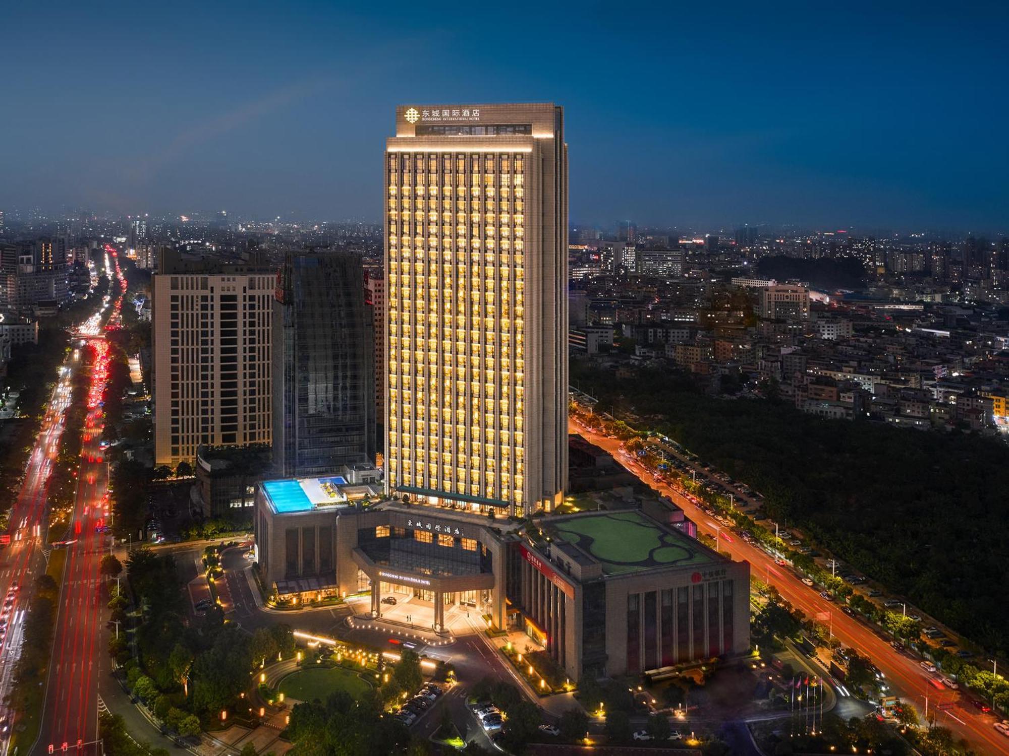 Dongguan Dongcheng International Hotel - Free Shuttle Buses For Executive Room Guests During Canton Fair Dış mekan fotoğraf