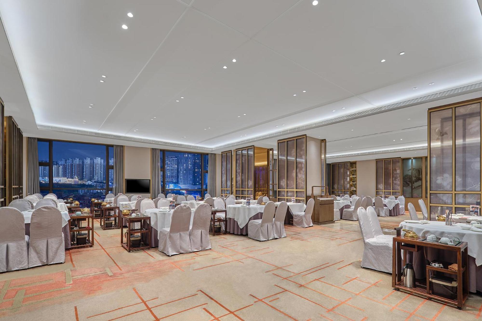 Dongguan Dongcheng International Hotel - Free Shuttle Buses For Executive Room Guests During Canton Fair Dış mekan fotoğraf