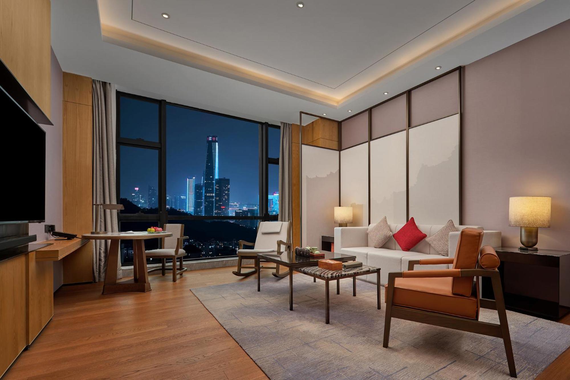 Dongguan Dongcheng International Hotel - Free Shuttle Buses For Executive Room Guests During Canton Fair Dış mekan fotoğraf