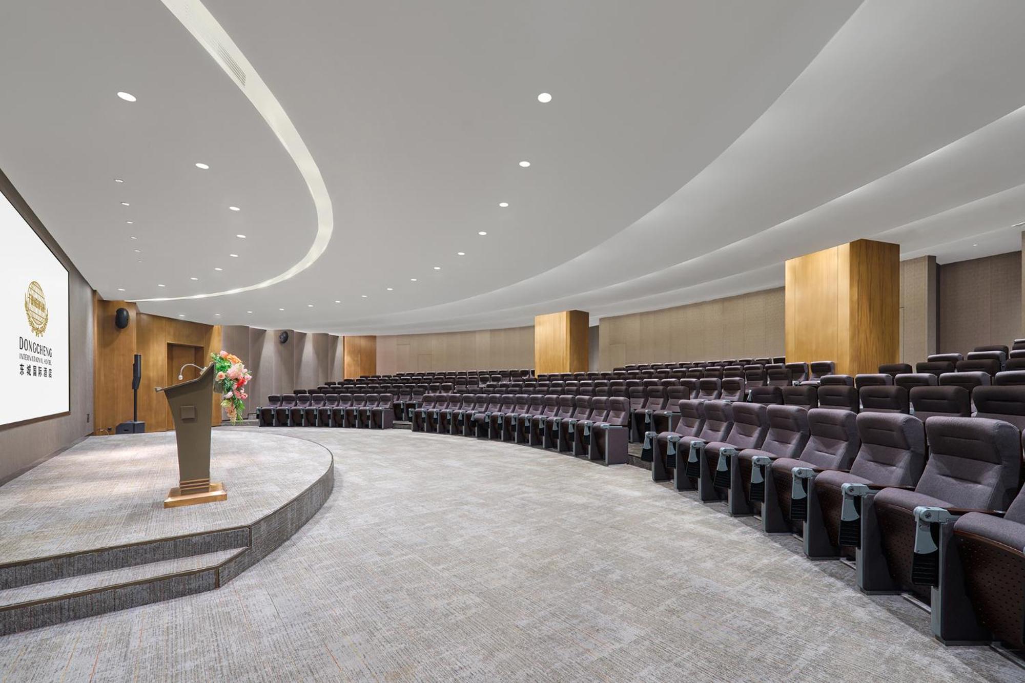 Dongguan Dongcheng International Hotel - Free Shuttle Buses For Executive Room Guests During Canton Fair Dış mekan fotoğraf