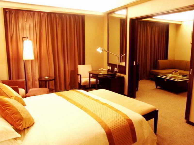 Dongguan Dongcheng International Hotel - Free Shuttle Buses For Executive Room Guests During Canton Fair Dış mekan fotoğraf