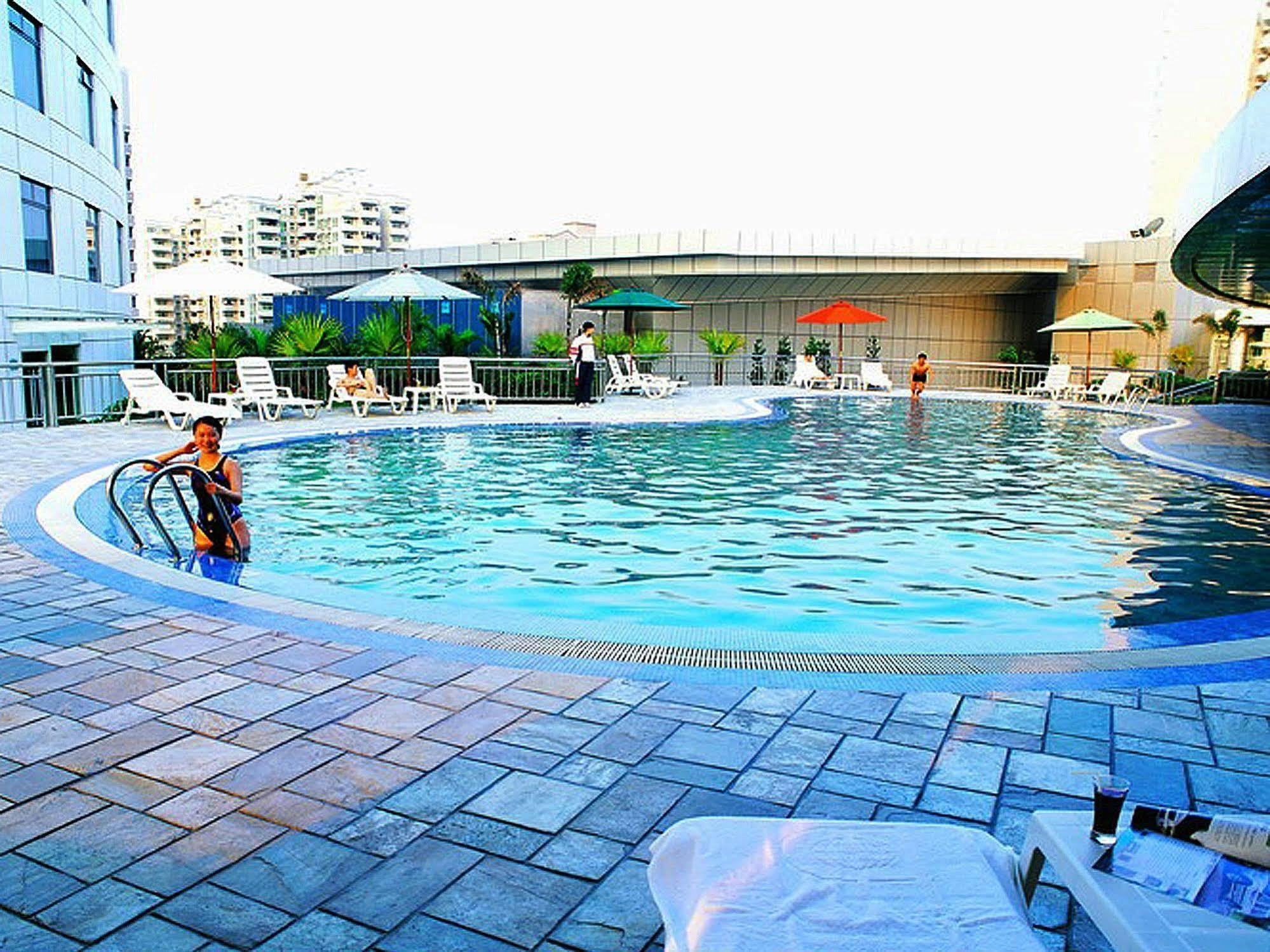 Dongguan Dongcheng International Hotel - Free Shuttle Buses For Executive Room Guests During Canton Fair Dış mekan fotoğraf